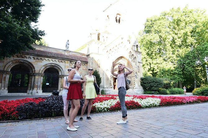 101 things in Budapest - Full Day Tour with Lunch & Metro Pass - Key reasons this tour works so well