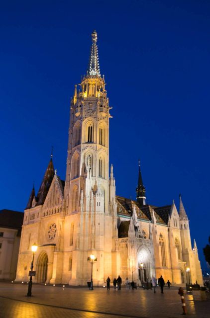 2 Hours Buda Castle Walking Tour - Walk with a Historian - Buda Castle district on foot: from civilian quarter to royal center