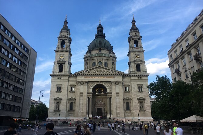 8-hour private Budapest city tour by car / minivan - Why a Private Car Tour Makes Budapest Click Fast