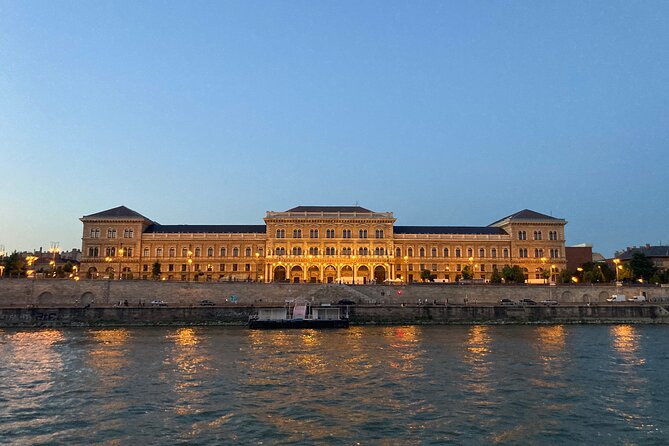 8-hour private Budapest city tour by car / minivan - City Park Time: Vajdahunyad Castle and the House of Music
