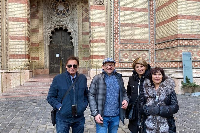 A Journey through Jewish Budapest - Private Walking Tour - From pickup to your first landmark: how the day starts