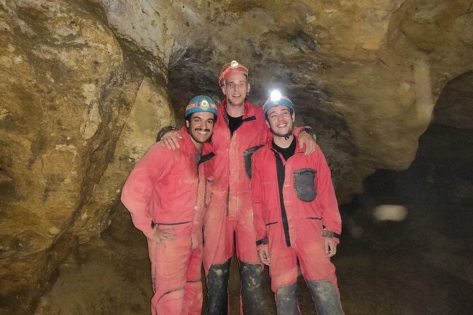 Adventure Caving Experience in Budapest - The 2.5–3 hour route in the caves: crawling, climbing, and science breaks
