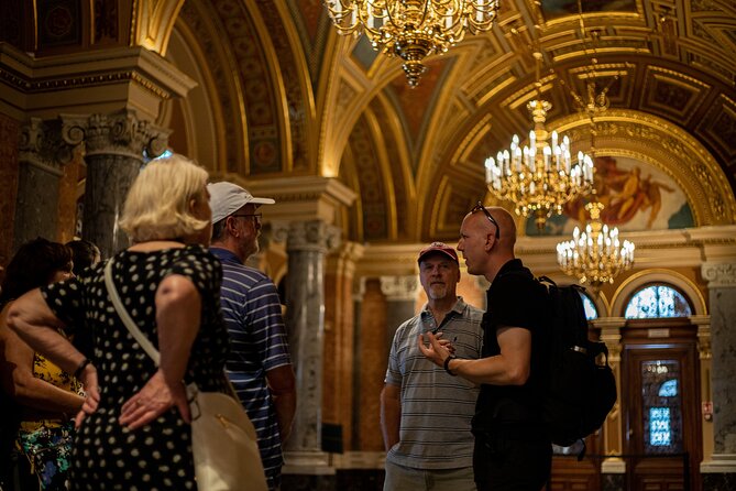 All About Budapest: Full Day Walking Tour with Lunch & Metro Pass - St. Stephen’s Basilica: skip the line for a payoff view