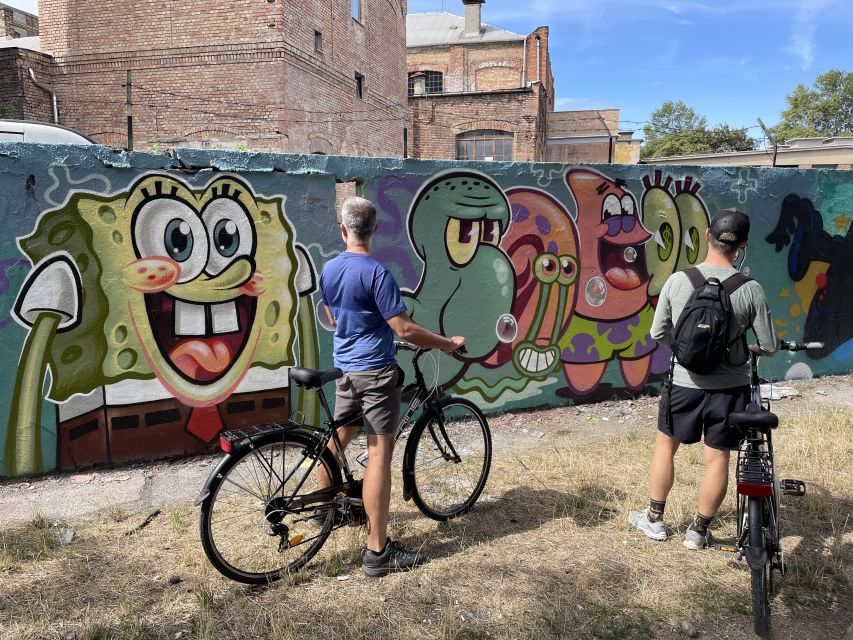Alternative Bike tour: Graffiti Wall and Peace - The 3.5-Hour Route: What 30 km Feels Like