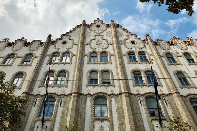 Art Nouveau Treasures of Budapest – Exclusive Private Tour - Gutenberg Square and Miksa Róth’s glasswork in an Art Deco setting