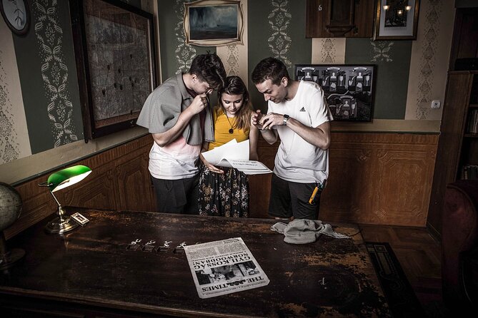 Be a movie star! Film Tour, Escape room, in Budapest and Etyek - Korda Filmpark: the behind-the-scenes tour that feels like production day