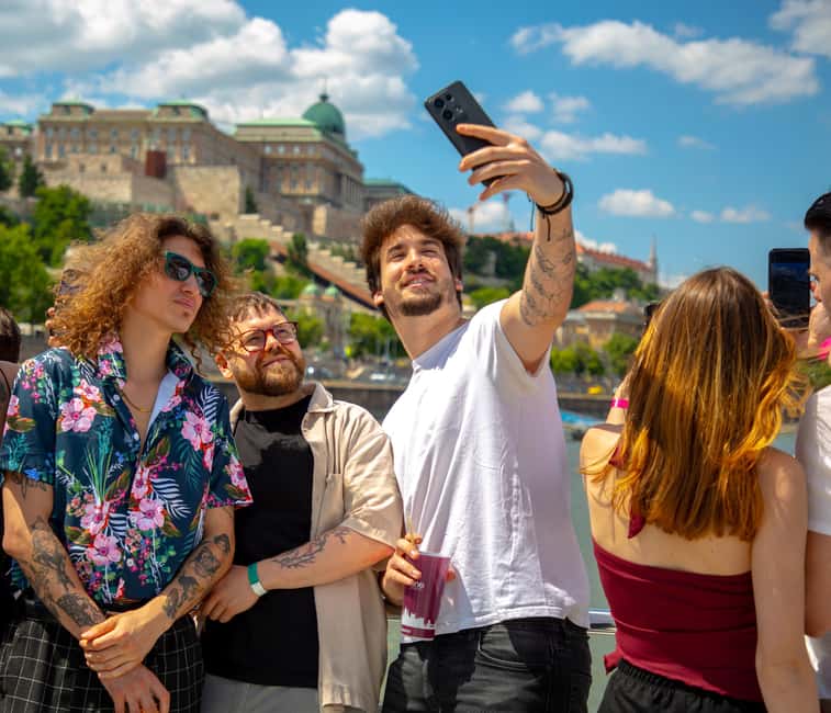 Best of Budapest Cruise - Choosing Daylight vs Sunset vs Night: When the Route Looks Best