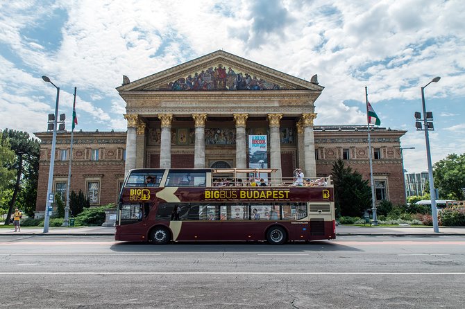 Big Bus Budapest Hop-On Hop-Off Bus and Walking Tour - Audio commentary: helpful when it works, annoying when it doesn’t
