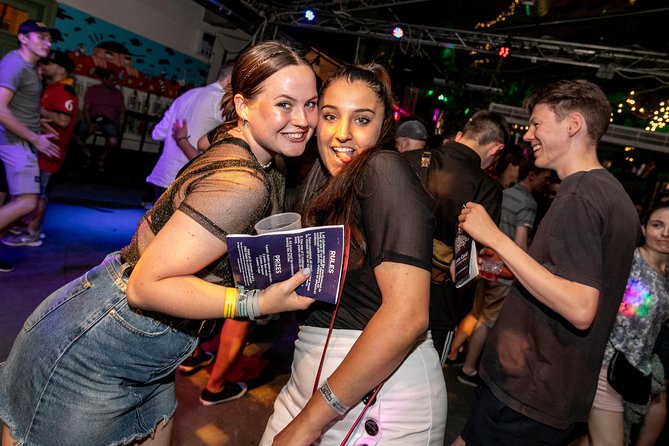 Bingo Bar Crawl - The club finale at Instant-Fogas: the value of skipping the line