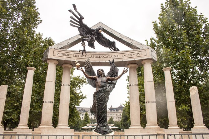 Born Under The Red Star - The History of Communism in Hungary - Private Tour - Liberty Square (Szabadság tér): Holocaust Memory and Soviet Liberation in One Place