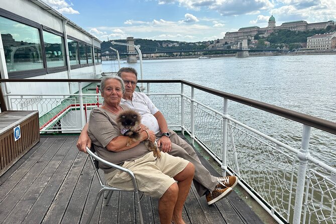 Bottomless Brunch and Cruise with Prosecco in Budapest - The one-hour cruise route: Chain Bridge to Margit-sziget