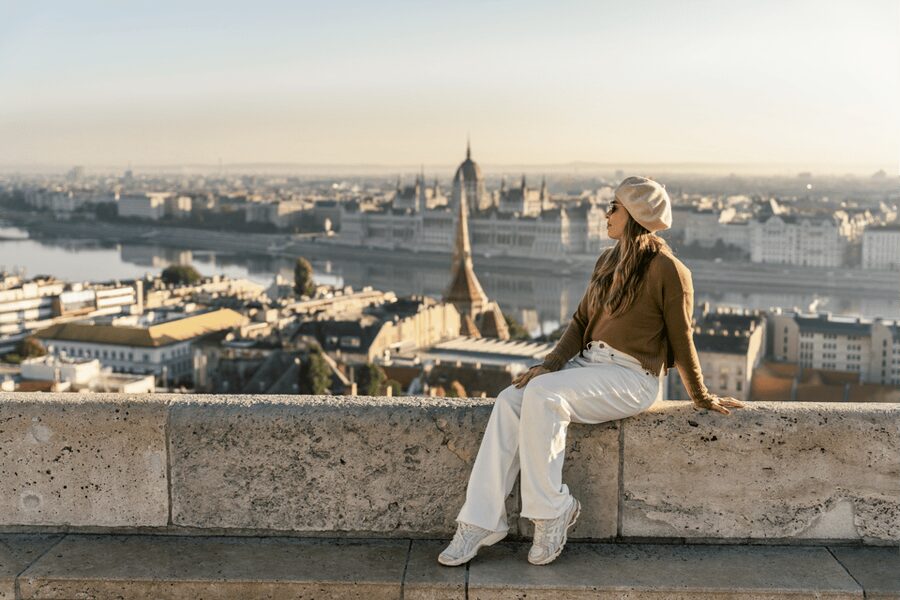 Buda Castle: Private photoshoot with a local guide - Why a Private Buda Castle Shoot Beats Selfies