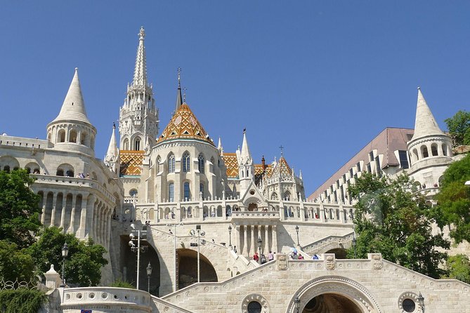 Buda Castle Private Walking Tour: A Kingdom of Many Nations - Stop 3: Sándor Palace and the modern face of authority