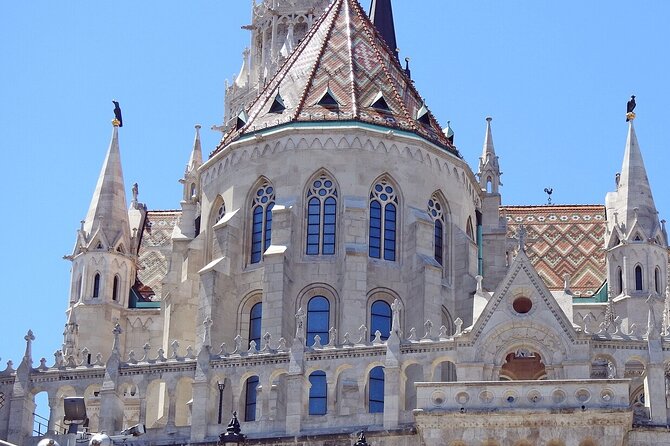 Buda Castle Tour: Fisherman's bastion and hidden gems - Sandor Palace and Karmelita Monastery: Power, Faith, and Modern Use