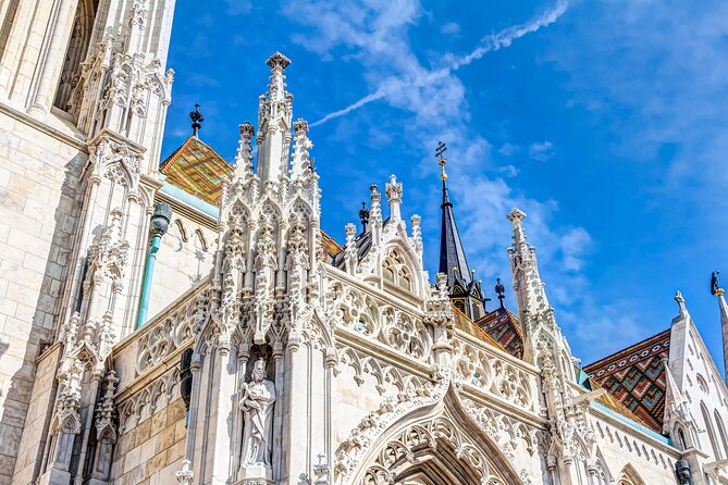 Buda Castle Walking Tour with Audioguide on Your Smartphone - The Hungarian National Gallery stop: when to stay and when to move on
