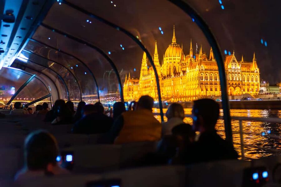 Budapest: 1-Hour Evening Sightseeing Cruise with Drink - Who Should Book This Cruise (and Who Might Not Love It)
