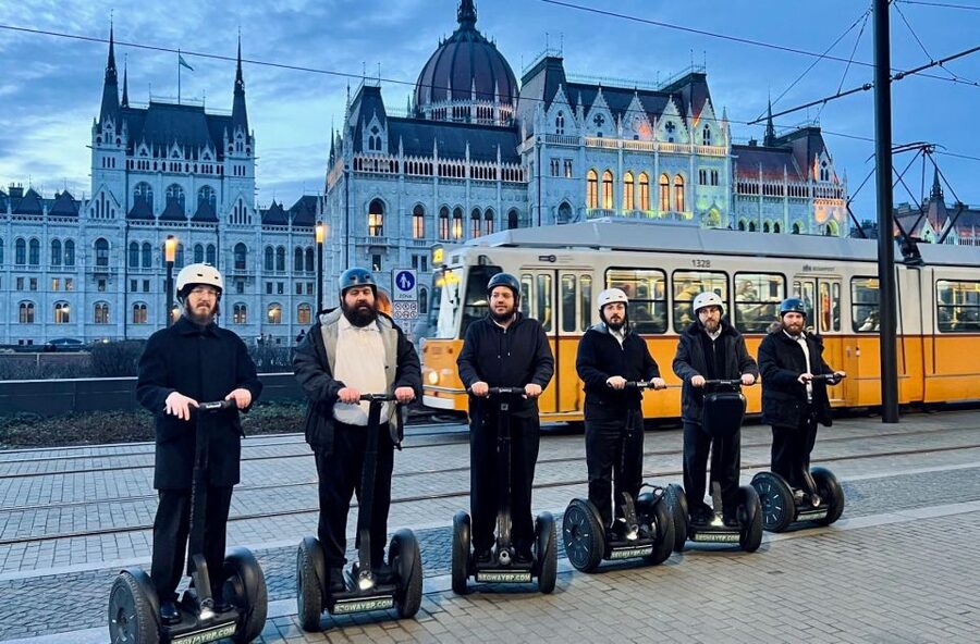 Budapest: 1 Hour Instagram Segway Tour - Where You Start at Segway BP and How Training Works
