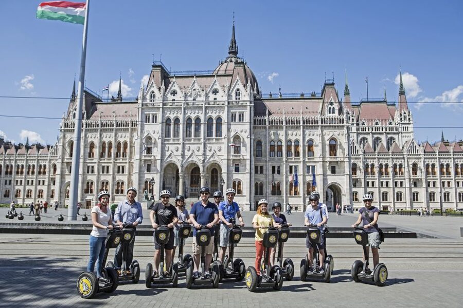 Budapest: 1-Hour Private Segway Tour - St Stephen’s Basilica area: iconic views without the museum lines