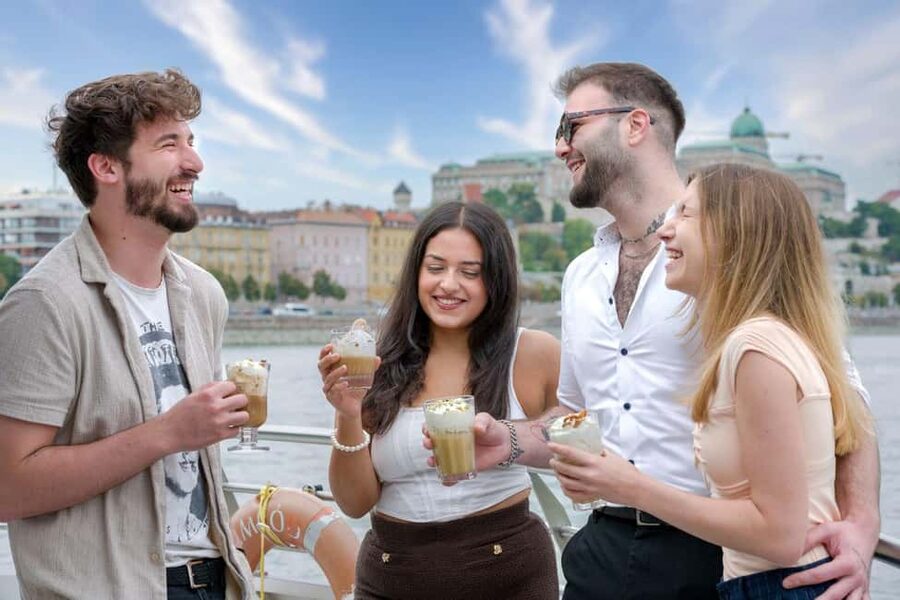 Budapest: 60-Minute Panoramic Cruise with Drink included - Who This Cruise Fits Best (and Who Might Skip It)