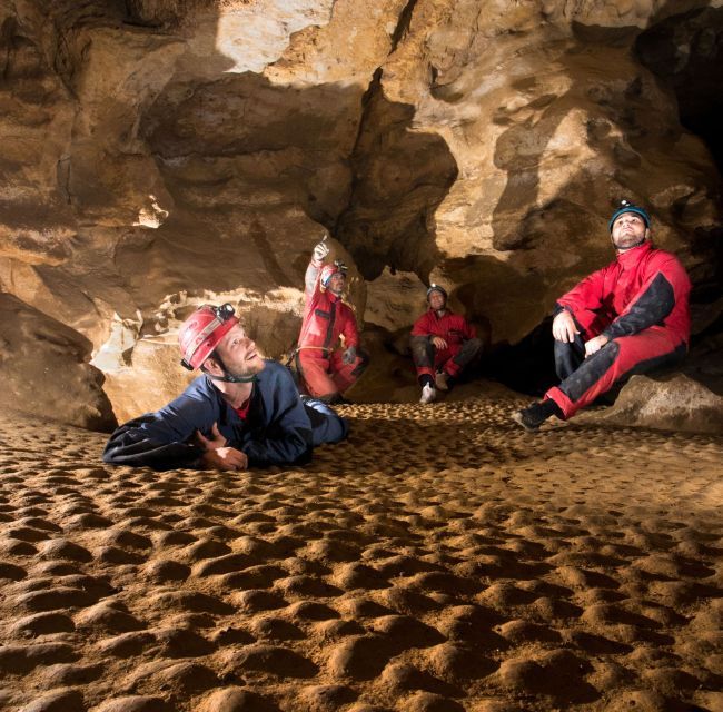 Budapest: Adventure Caving Tour with Guide - What to wear in a 10°C cave workout