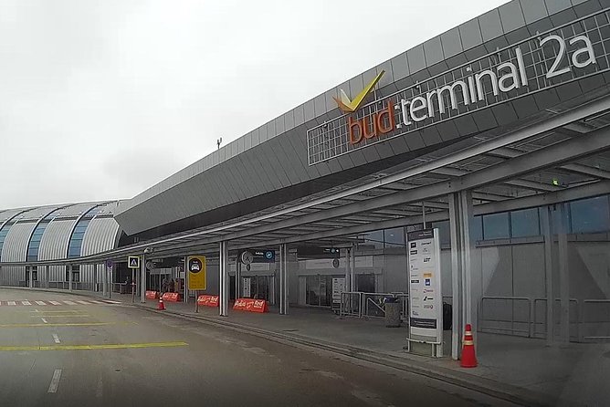 Budapest Airport Transfer - return (arrival & departure) with discount - Budapest Airport Transfer by Lantino Travel: what you’re really buying