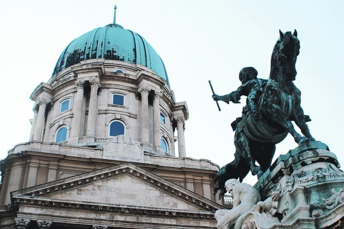 Budapest All In - Full Day Tour with Lunch & Metro Pass - Your morning start at the Opera: how the metro day works