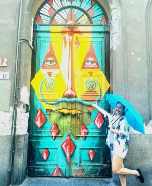Budapest: Alternative Street Art & Jewish Tour - Getting Started at St. Stephen’s Basilica (Blue Umbrella Meet-Up)