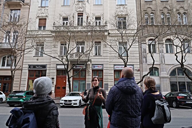 Budapest Art Nouveau Walking Tour - Bedö House: where you start reading the style