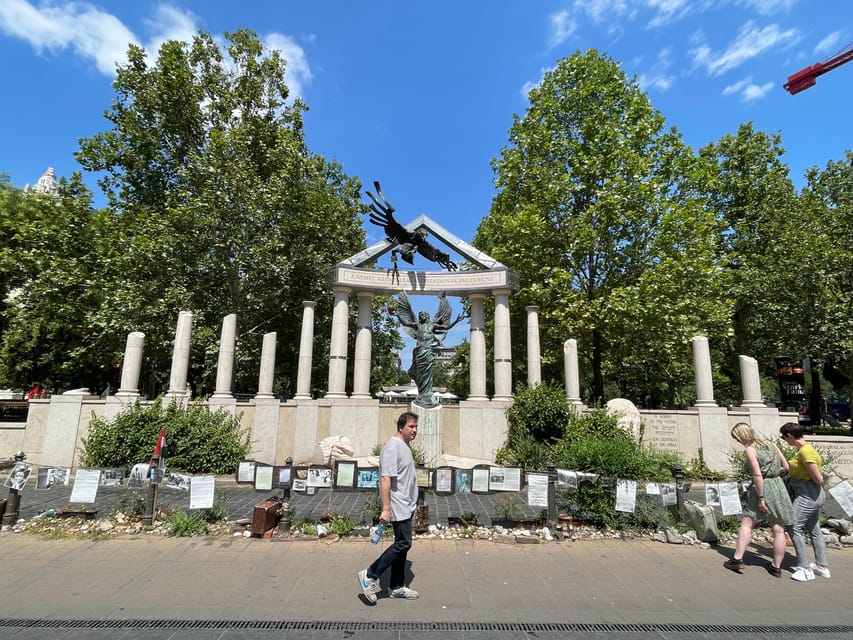 Budapest: Assist the Authorities Outdoor Escape Room Game - Wandering Budapest at an easy walking pace