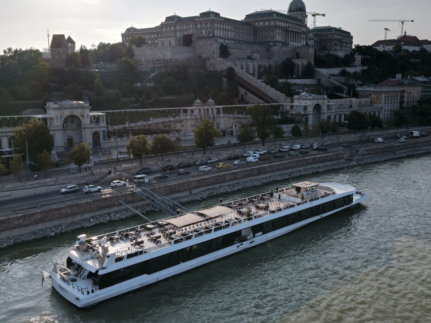 Budapest: BBQ Dinner Cruise w/ Live Music & Unlimited Drinks - Who should book this cruise (and who might prefer something else)