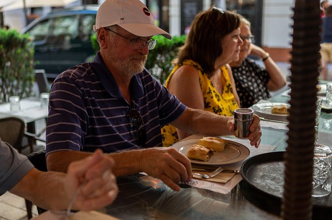 Budapest Bites: 3-hr Street Food Tour with Hungarian Delicacies - Duration and Pace: Plan Your Half-Day Like a Local