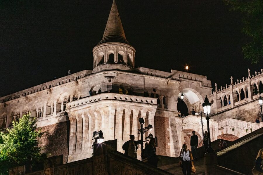 Budapest: Buda Castle District Vampires and Myths Night Tour - Prince Eugene, King Matthias, and Houdini: Small Stops With Big Character