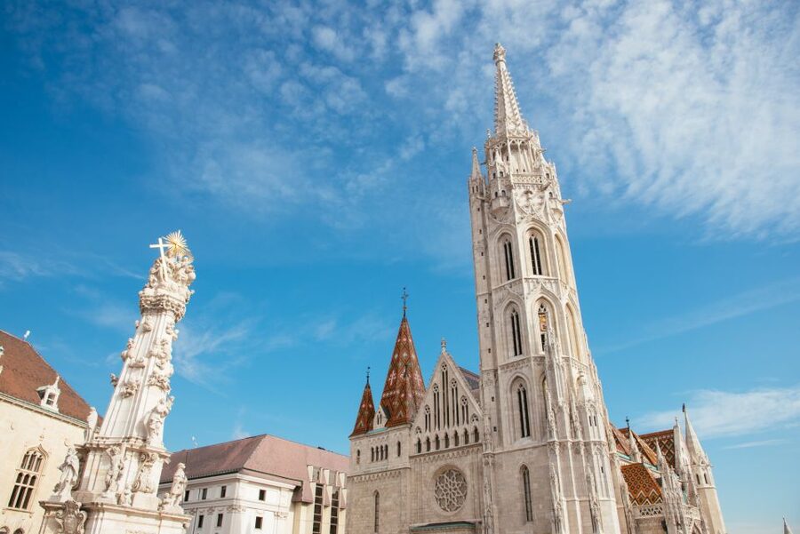 Budapest: Buda Castle District Walking Tour with a Historian - Matthias Church: the interior is the reason to come