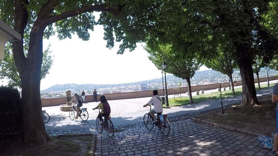 Budapest & Buda Castle e-Bike Tour with a local guide - St. Stephen’s Basilica, Parliament, and the Chain Bridge Views
