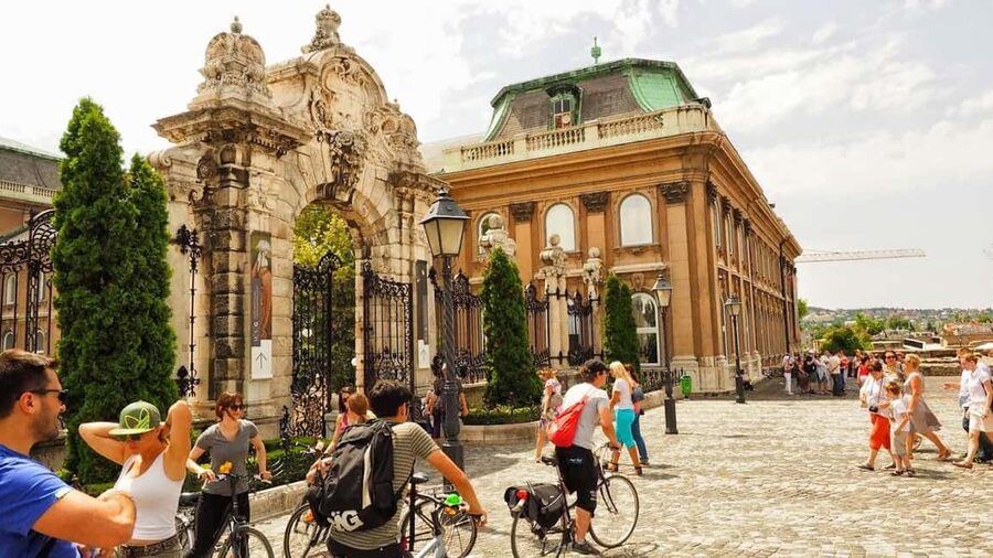 Budapest & Buda Castle e-Bike Tour with a local guide - Who This Tour Suits Best (and Who Should Skip It)
