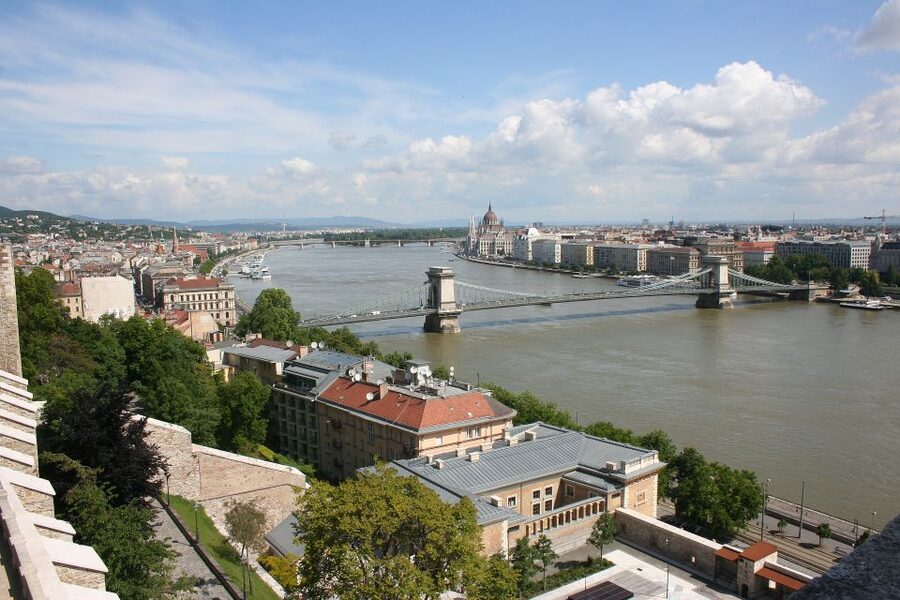 Budapest: Buda Castle Private Walking Tour - Extending the walk to Watertown’s twisting streets