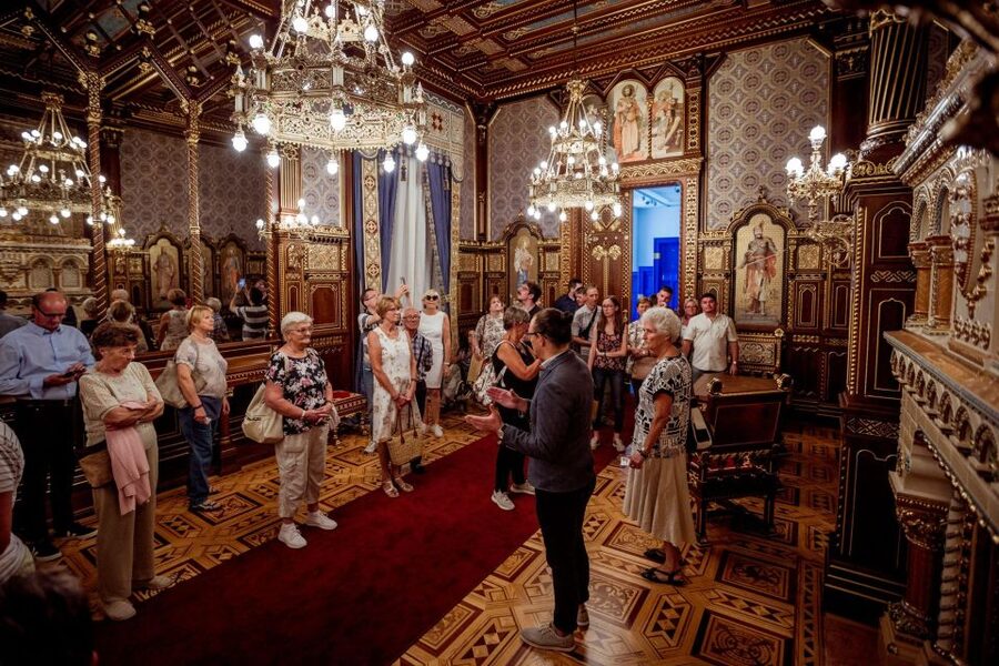 Budapest: Buda Castle Walk with Saint Stephen's Hall - FAQ