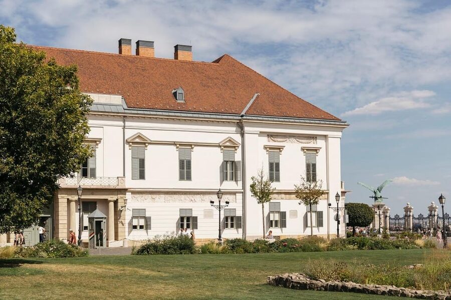 Budapest: Buda Castle Walking Tour & Folk Music Performance - Price and Value: Is $58 Reasonable for This 2–2.5 Hour Tour?