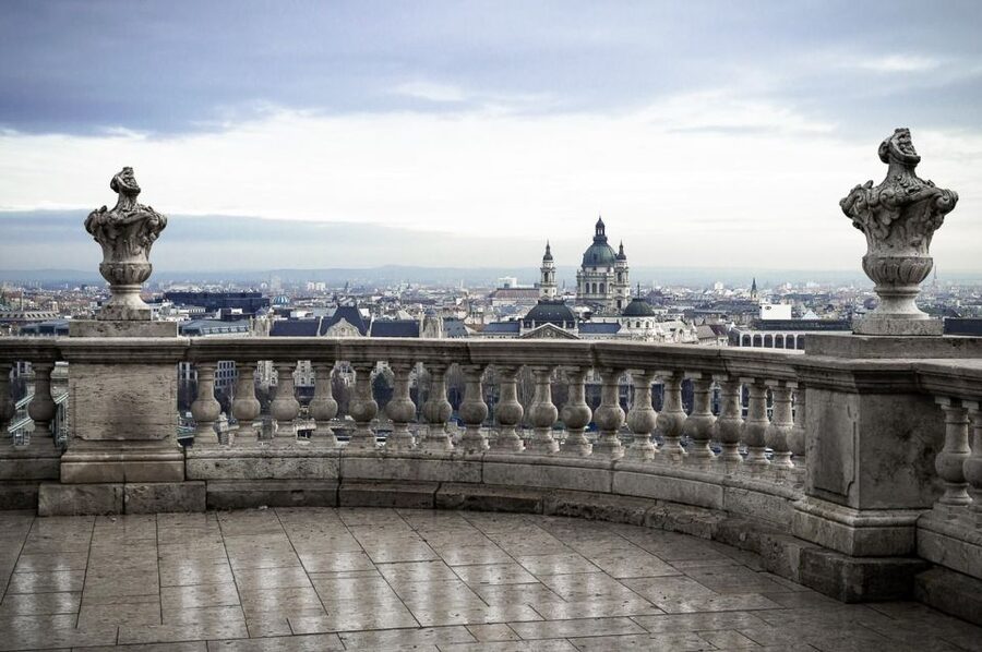 Budapest: Buda Castle Walking Tour in German - Key Points Worth Knowing