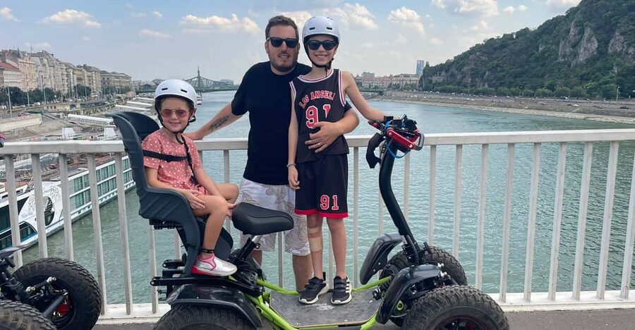 Budapest: Buda Highlights Guided Tour on Electric EZRaider - Getting started near Great Market Hall: the first minutes set the tone