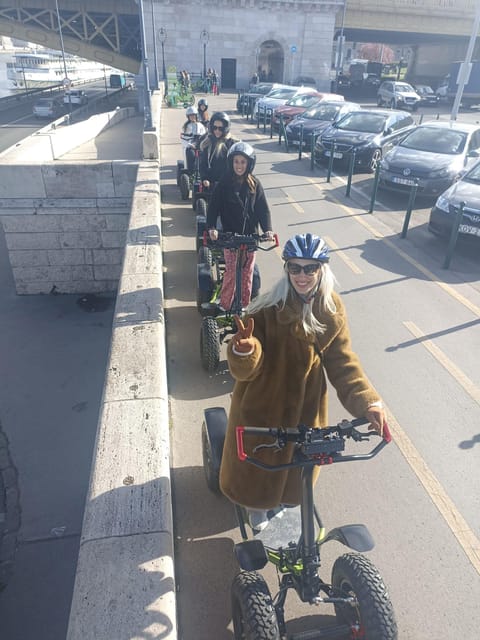 Budapest: Buda Highlights Guided Tour on Electric EZRaider - Instagram-style photo stops that don’t feel forced