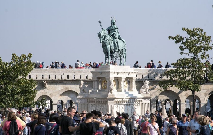 Budapest: Buda Walking Tour - Fisherman’s Bastion Viewpoints: Photos, But With Better Meaning