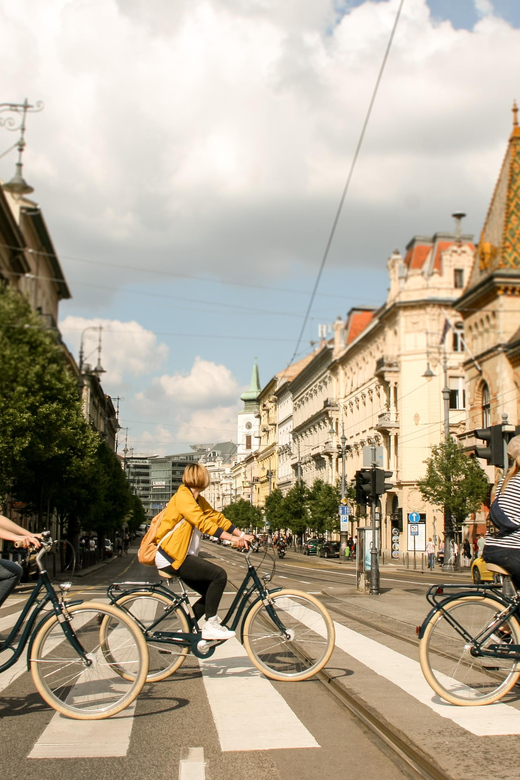 Budapest by Bike - 1 Day Bike Rental (9am-6pm) - Picking Up Your Bike Near the Grand Market Hall