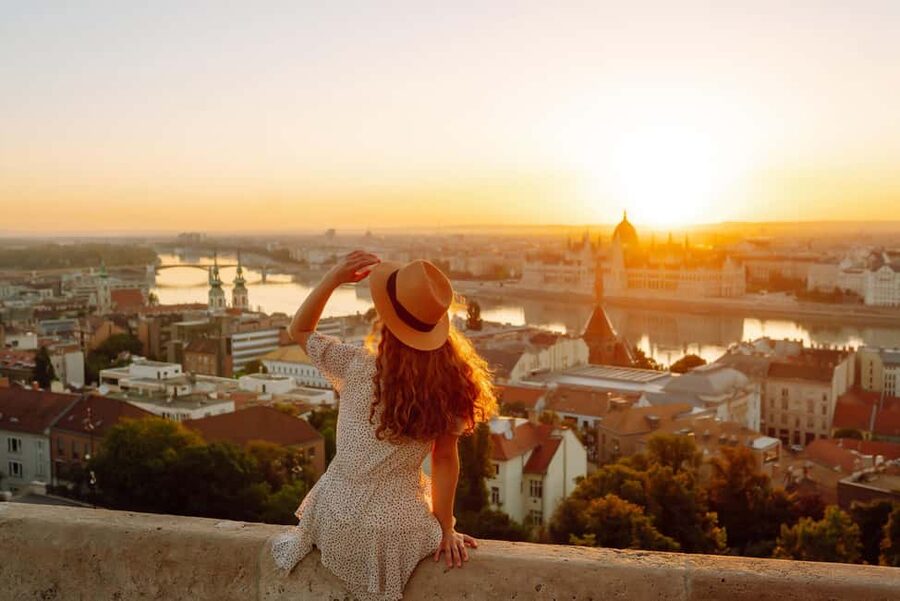 Budapest: Castle Hill Photoshoot with Private Photographer - Key things I’d count on