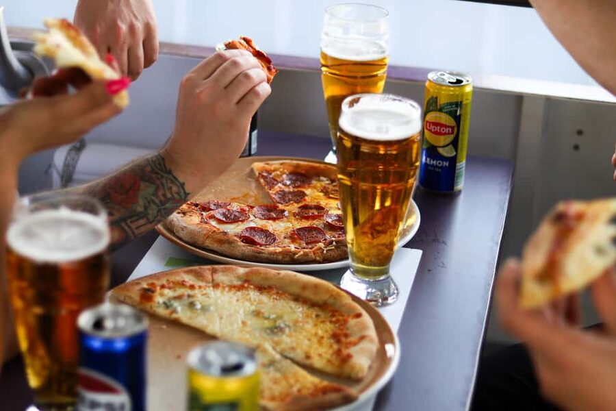 Budapest: Catamaran Pizza Cruise - Who should book this pizza cruise—and who should skip it