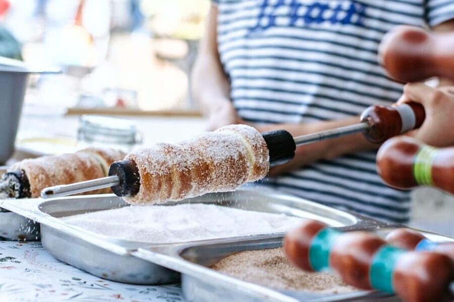 Budapest: Chimney Cake Workshop in City Park - Who Should Book This Workshop (and Who Might Skip It)