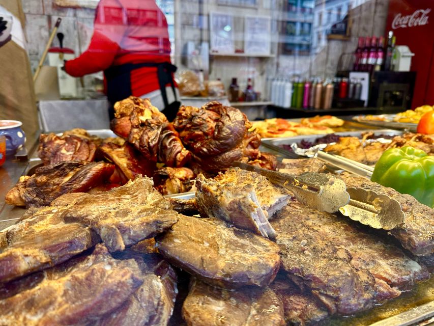Budapest: Christmas Market Guided Walking Tour with Tastings - Why Hungarian Christmas Feels Different (And Why That Matters)