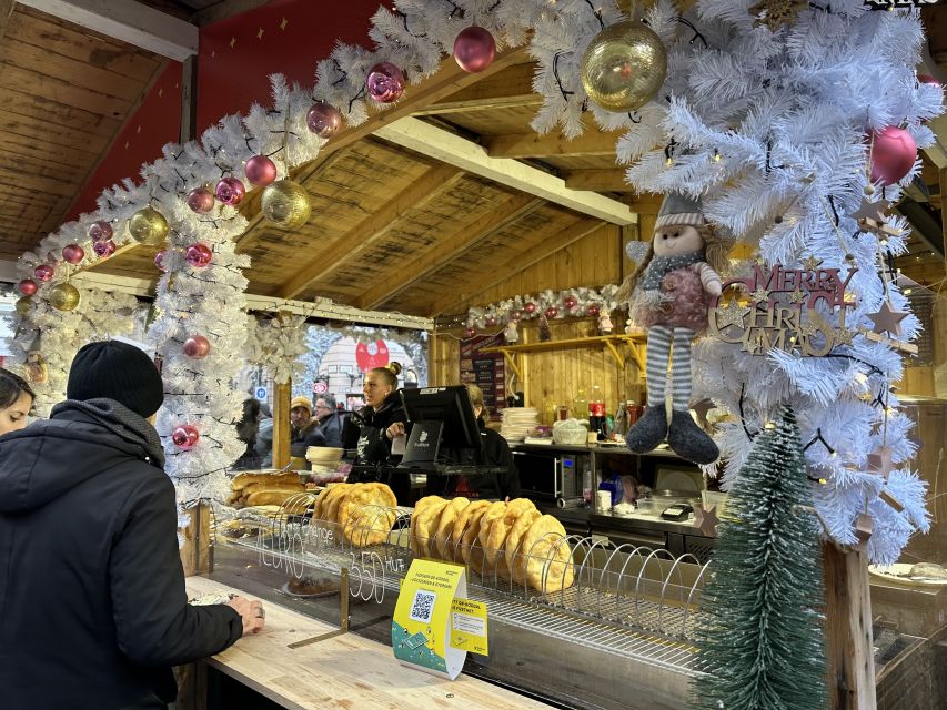 Budapest: Christmas Market Guided Walking Tour with Tastings - What You’ll Taste: Chimney Cake, Mulled Wine, Marzipan, Coffee