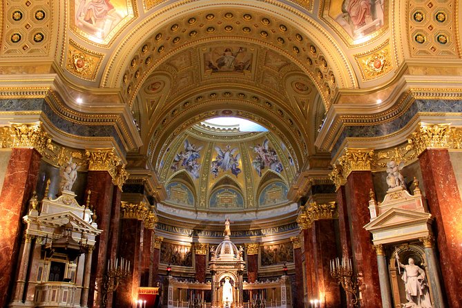 Budapest Christmas Walking Tour & Entry to St Stephen's Basilica - Price and value: what you get for $106.94 in winter