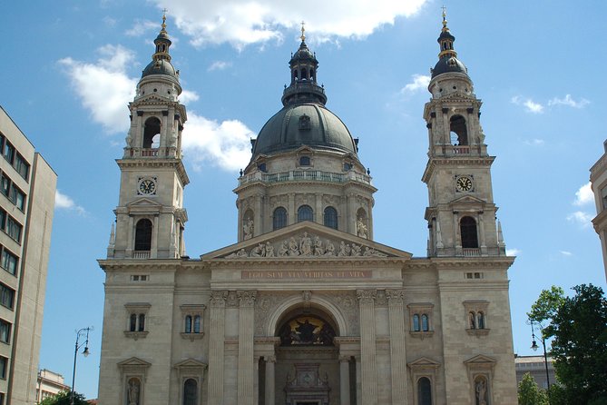 Budapest City Sightseeing Half-Day Tour - Opera, St. Stephen’s Basilica, and Andrássy Avenue: the grand architecture run